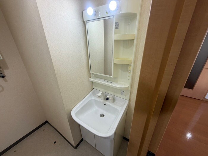 物件内観写真7　(洗面)