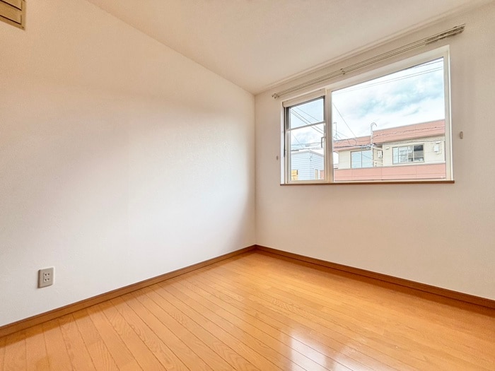 物件内観写真8　(居室)