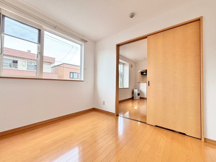 物件内観写真9　(居室)