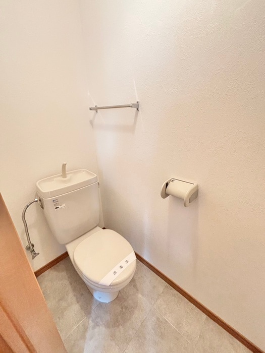 物件内観写真12　(トイレ)