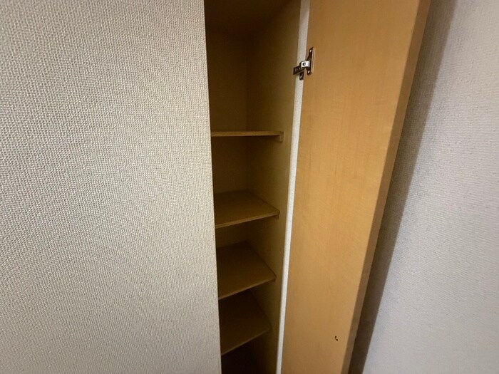 物件内観写真17　(靴箱)