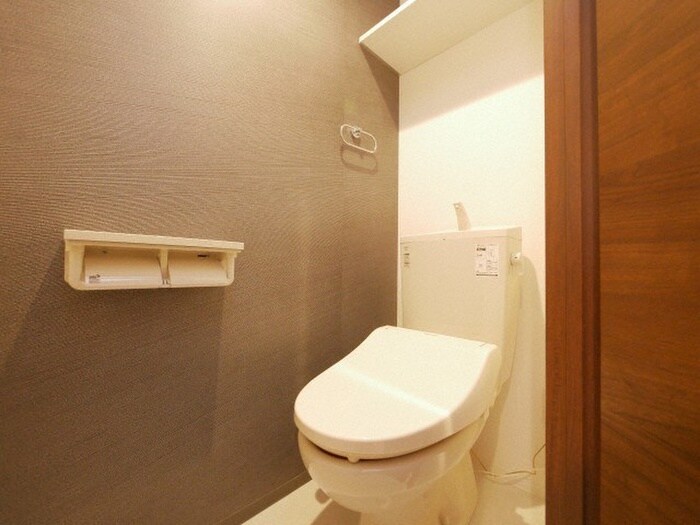 物件内観写真14　(トイレ)