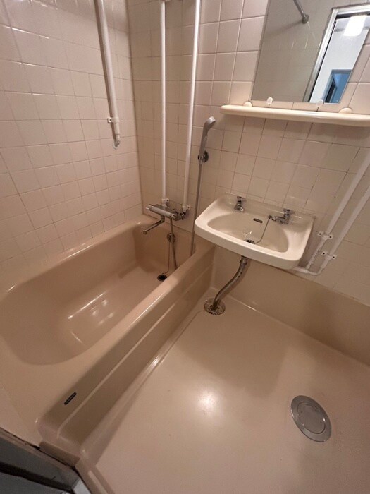 物件内観写真12　(バス／シャワールーム等)