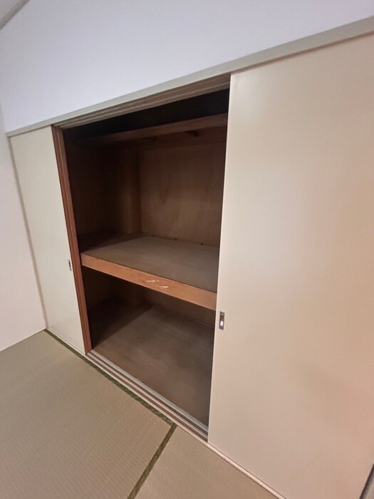 物件内観写真15　(収納)
