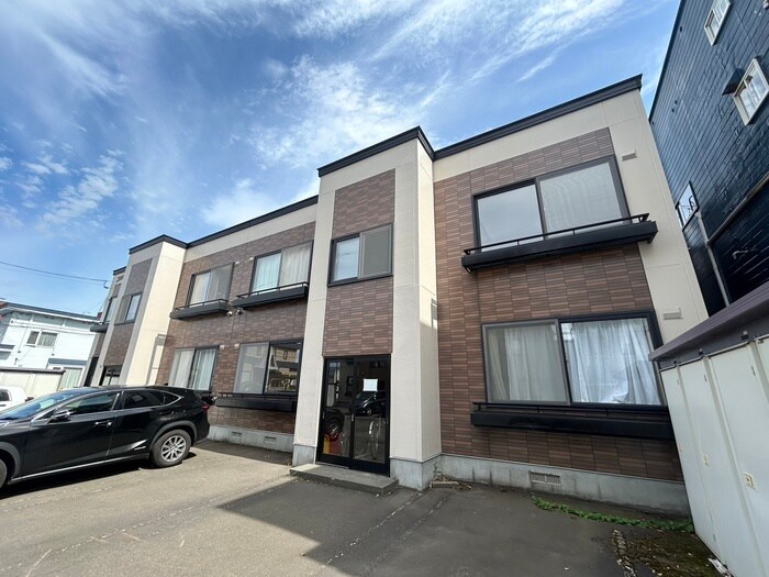 物件外観写真2　(外観写真)