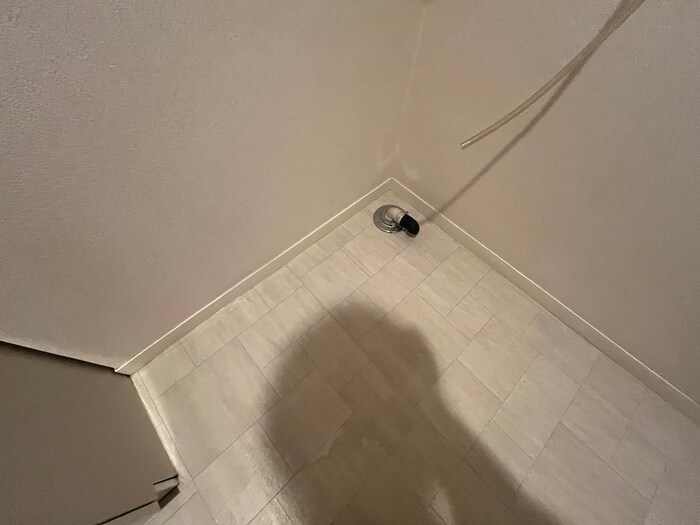 物件内観写真12　(洗濯機置場)