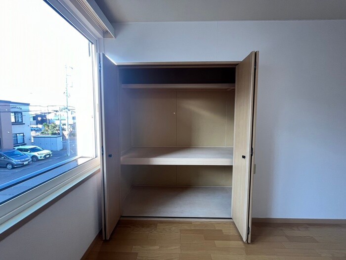 物件内観写真20　(収納)