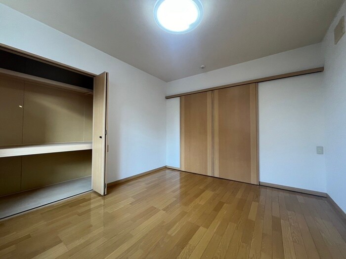 物件内観写真21　(居室)