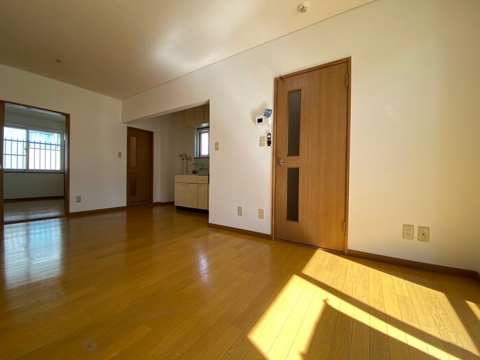 物件内観写真8　(居室)