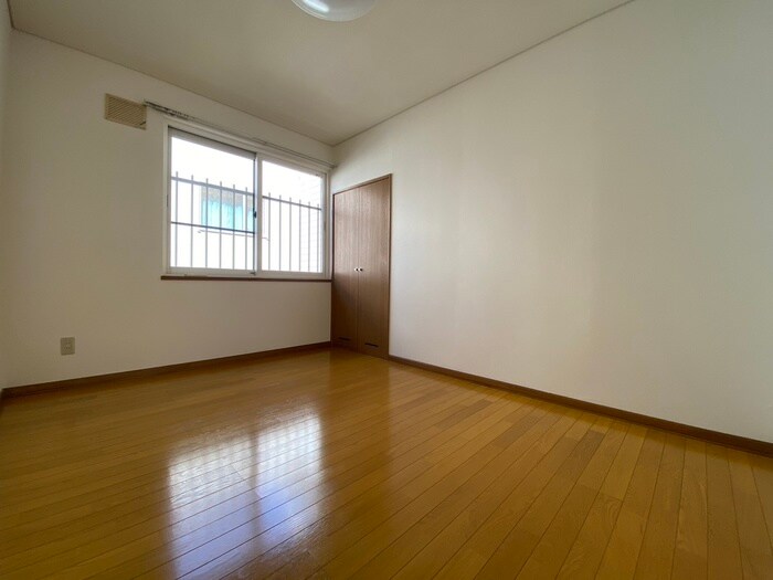 物件内観写真11　(居室)