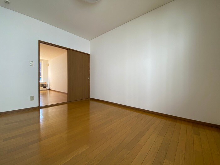 物件内観写真12　(居室)