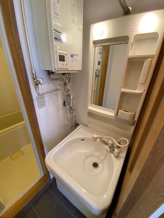 物件内観写真16　(洗面)