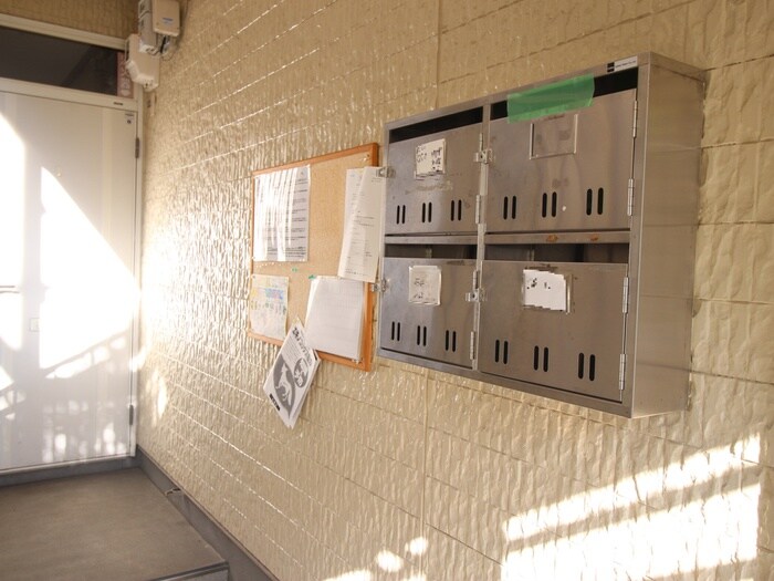 物件外観写真4　(建物設備)