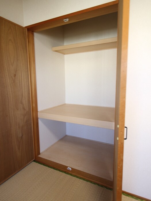 物件内観写真11　(収納)