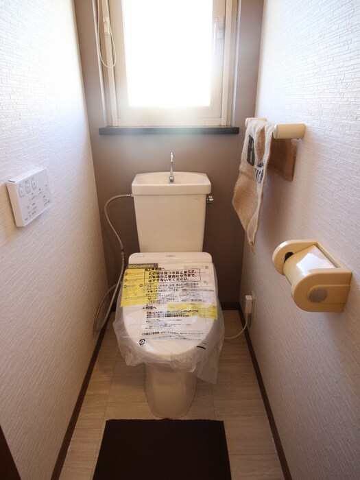 物件内観写真15　(トイレ)