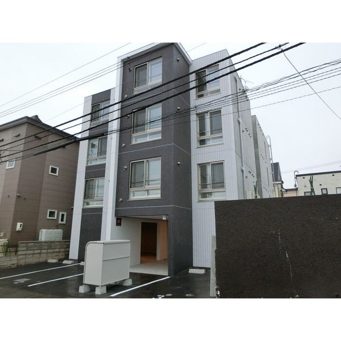 物件外観写真1　(外観写真)