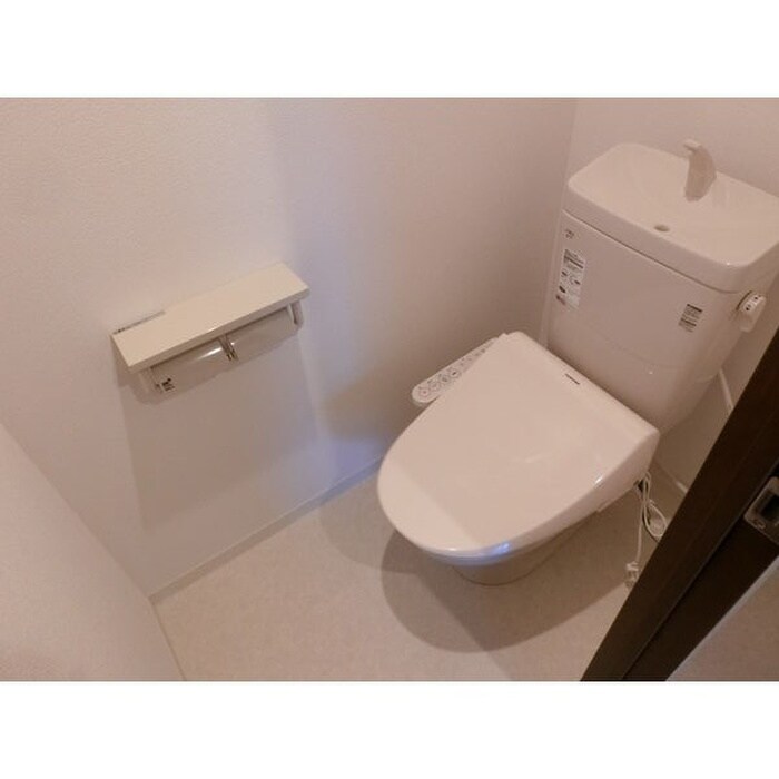 物件内観写真7　(トイレ)