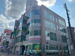 チェストオオイビル外観写真