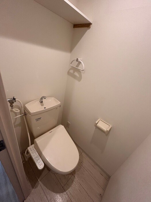 物件内観写真13　(トイレ)