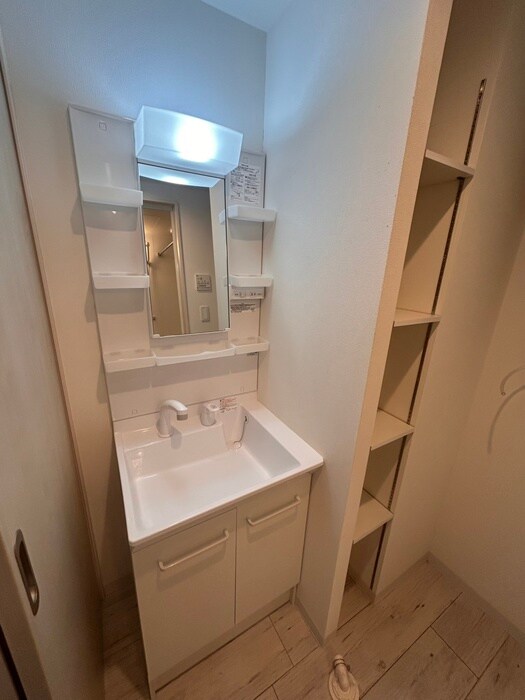 物件内観写真14　(洗面)