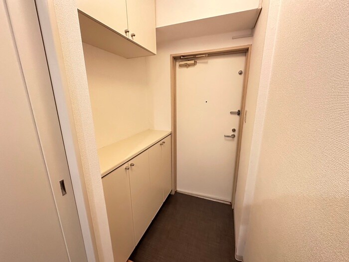 物件内観写真19　(玄関)