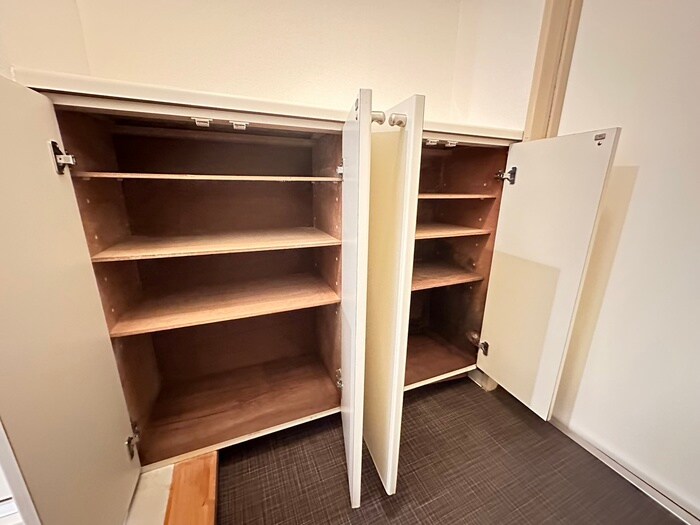 物件内観写真20　(靴箱)