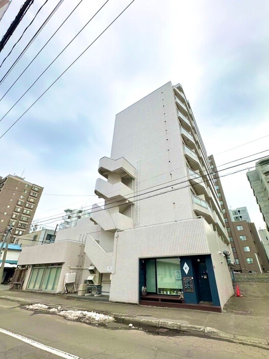 物件外観写真2　(外観写真)