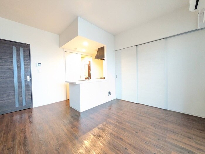 物件内観写真9　(居室)