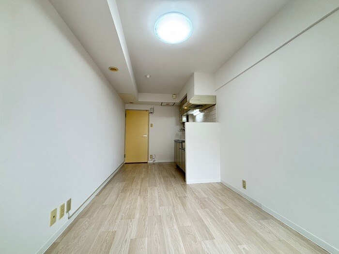 物件内観写真11　(居室)