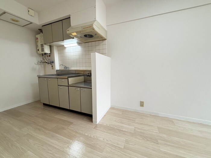 物件内観写真22　(居室)