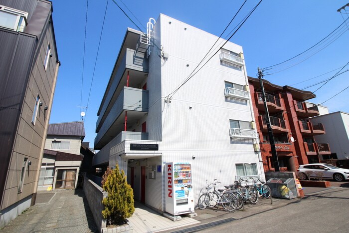 物件外観写真2　(外観写真)