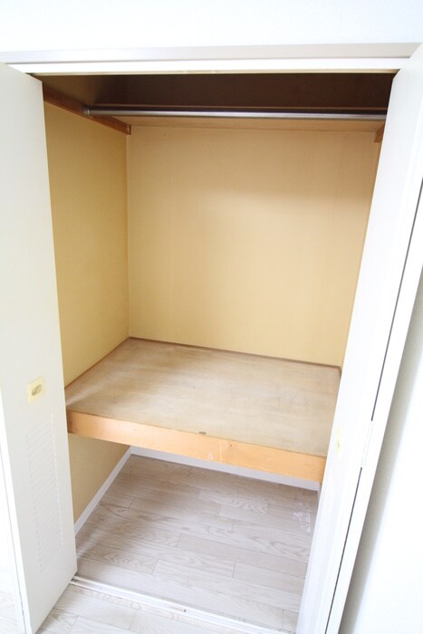 物件内観写真11　(収納)