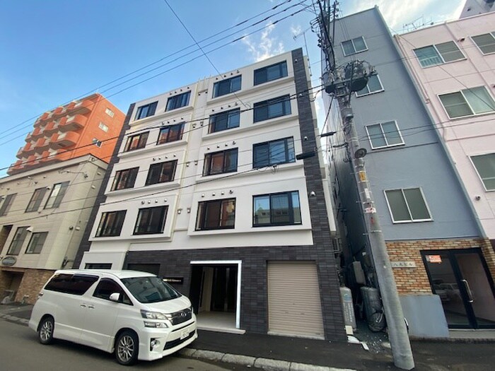 物件外観写真2　(外観写真)