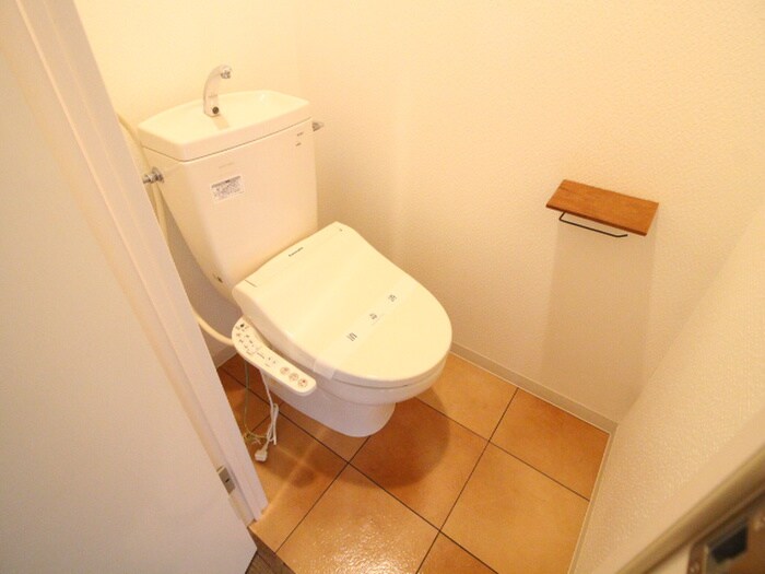 物件内観写真15　(トイレ)