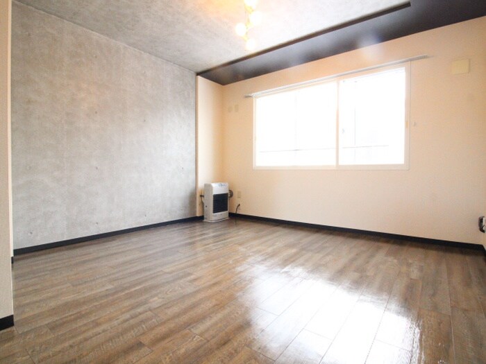 物件内観写真21　(居室)