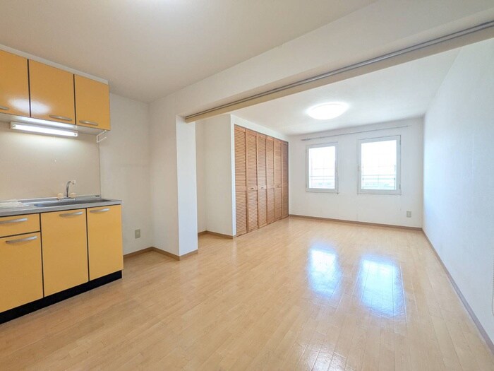 物件内観写真10　(居室)