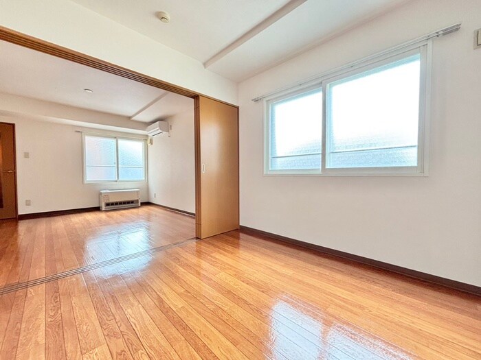 物件内観写真11　(居室)