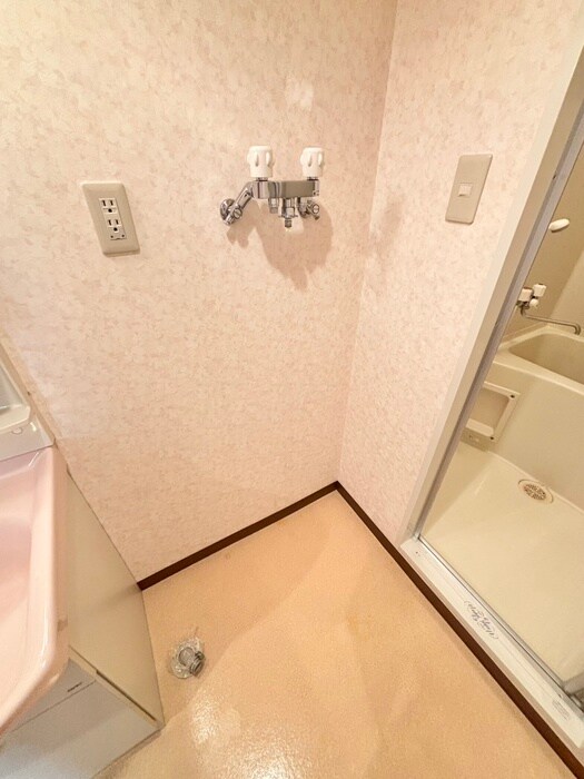 物件内観写真21　(洗濯機置場)