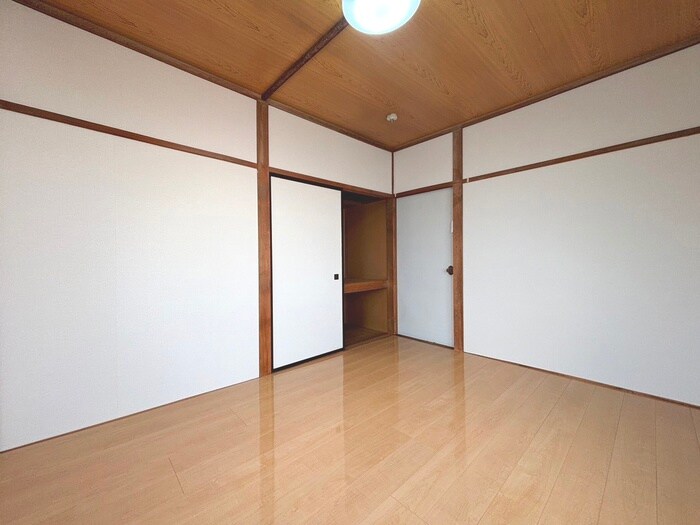物件内観写真9　(居室)