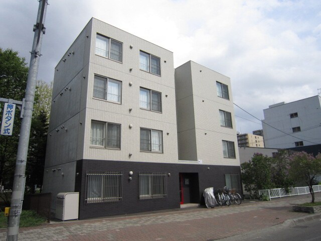 物件外観写真2　(外観写真)