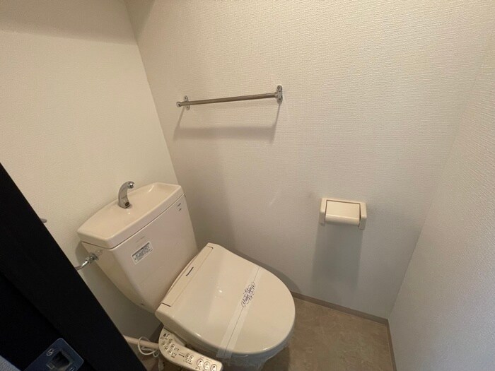 物件内観写真17　(トイレ)