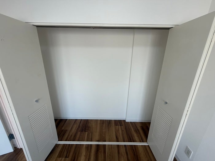 物件内観写真18　(収納)