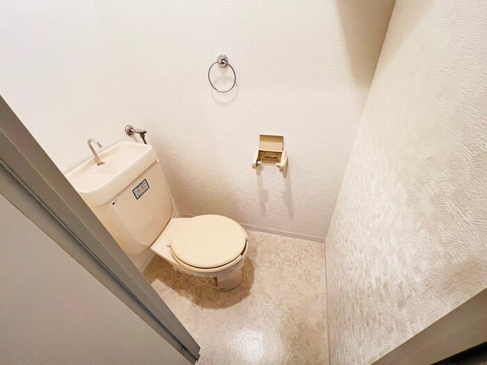 物件内観写真13　(トイレ)