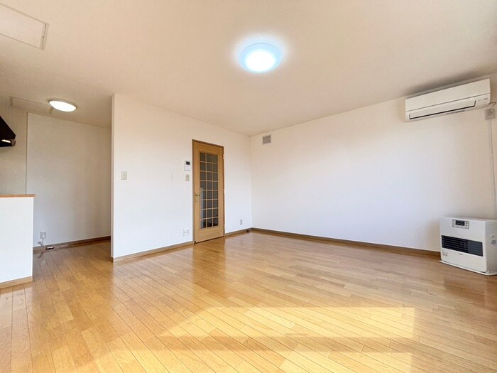 物件内観写真10　(居室)