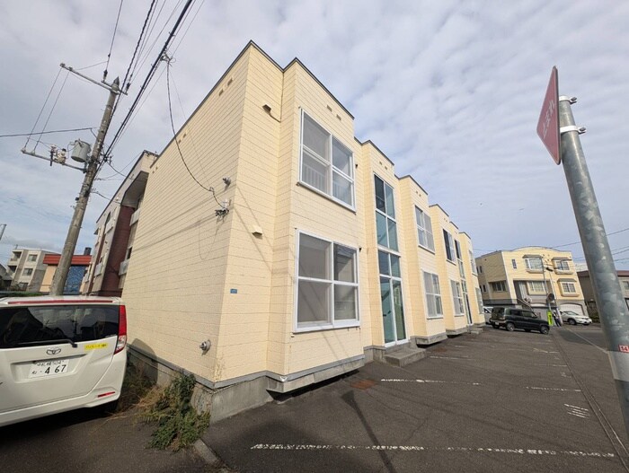 物件外観写真2　(外観写真)