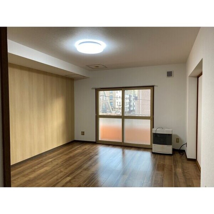 物件内観写真11　(居室)