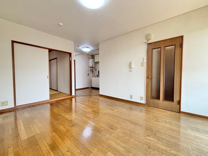 物件内観写真9　(居室)