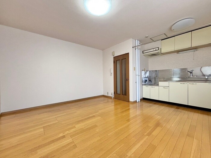 物件内観写真9　(居室)