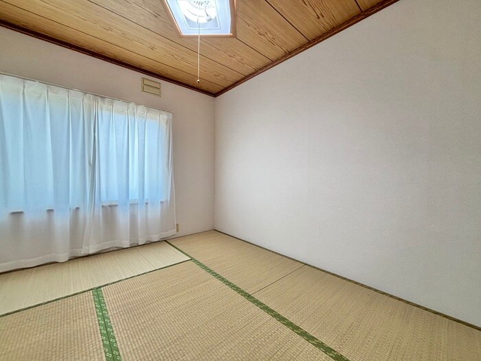 物件内観写真14　(居室)