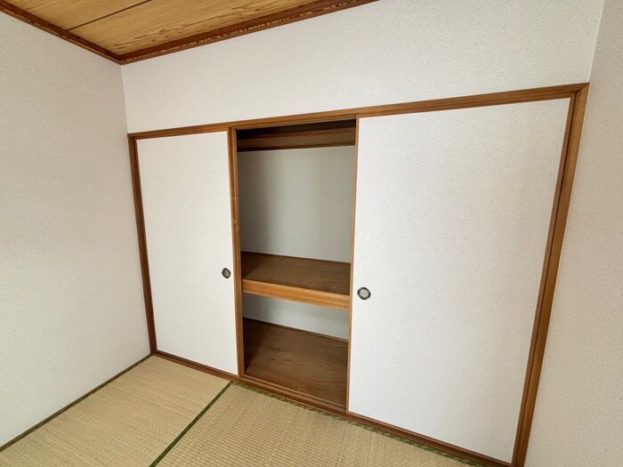 物件内観写真18　(収納)